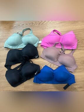 Lot of 6 Nike Alpha High Support Women's Sports Bras